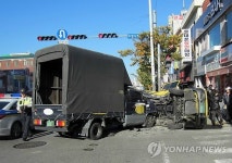 울산서 유치원 차량-1t 리베로 충돌…9명 경상(종합)