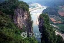 영월 선돌 주변 말끔해진다…화장실 등 정비