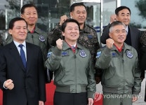 안철수 공군작전사령부 방문