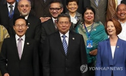 이 대통령과 인니 대통령, 호주 총리