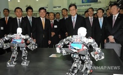 한국기술교육대학교 방문한 김총리