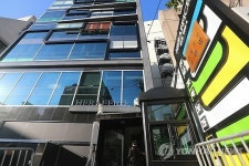 靑, `특검 연장 거부 여론 동향에 촉각