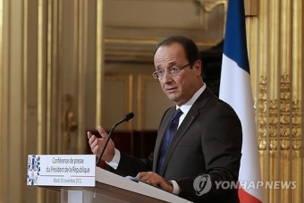 佛, 시리아 반군 '합법적 과도정부' 인정