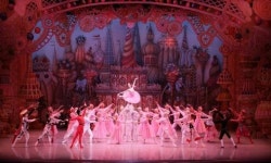 12월에 봐야 더 재밌다…발레 호두까기 인형