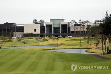 부산 베이사이드GC에 한일골프 女스타 총출동