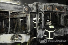 경찰, 버스 방화의심 해고 기사 강제수사 검토