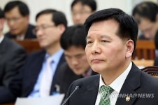 질의듣는 이채필 장관