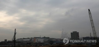 구름 낀 삼성전자 화성사업장
