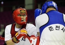 춘천서 복싱축제 개막..시장-前챔피언 이벤트 경기