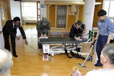 한·미 해군, 사회봉사활동 구슬땀