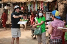 "여유롭던 미얀마 스태프가 나중엔 