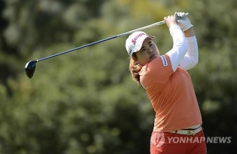 -LPGA- 김인경·박인비 등 선두에 2타 차 추격
