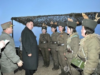 北 김정은, 軍 훈련 참관