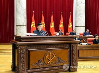 北 김정은, 노동당 중앙위원회 전원회의 참석