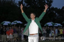 <마스터스골프> 호주 선수 징크스 깨트린 스콧