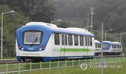 용인시-㈜용인경전철 운행협약 체결…26일 개통