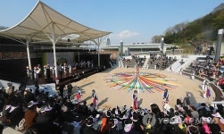 국립국악원 연희풍류극장 개관