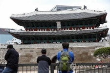 숭례문 복구공사 마무리