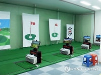 골프채 휘두르며 스트레스 날리니 생산성 향상