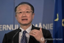 김용 세계은행 총재 수력발전 부활 행보에 찬반양론