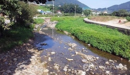 충주댐 용수, 충주 교현천으로 通한다