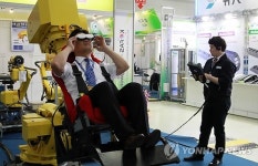 산업용 로봇을 체험기구로 제작