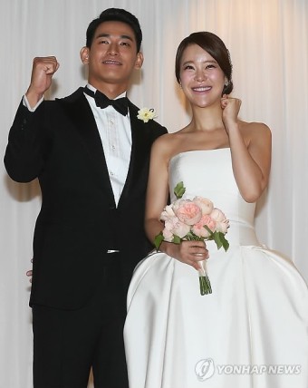 파이팅 외치는 백지영-정석원