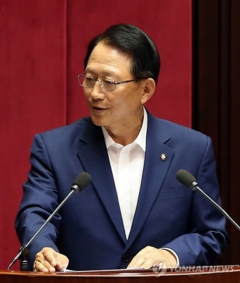 대정부질문하는 김종태 의원