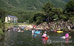 단양 소선암 자연휴양림 휴식처로 인기