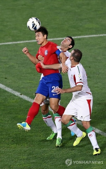 <월드컵축구>'이동국을 잡아라'