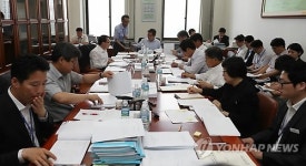 법안 심사하는 농림위 소위