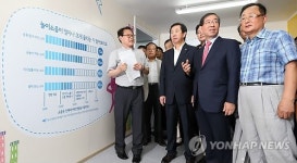층간소음 엑스포 찾은 박원순 시장과 김성태 의원