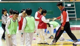 체육수업 특목고 고3도 예외없다…여학생도 즐기게