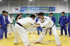 농아인 국가대표팀의 일일 코치