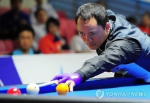 <실내무도대회> 당구 원쿠션 金 황득희 상대 선수가 한 수 위였다