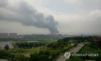 경산 자동차부품사 타이코 물류창고 큰 불(3보)