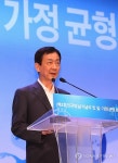 축사하는 진영 보건복지부 장관