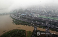 오후 9시 올림픽대로·강변북로 곳곳 침수 예상(2보)