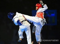 -세계태권도- 김소희 46㎏급 2연패…차태문도 금빛발차기