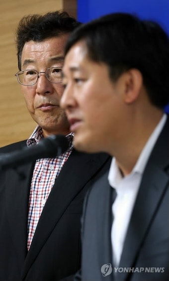 생각에 잠긴 김상균 위원장