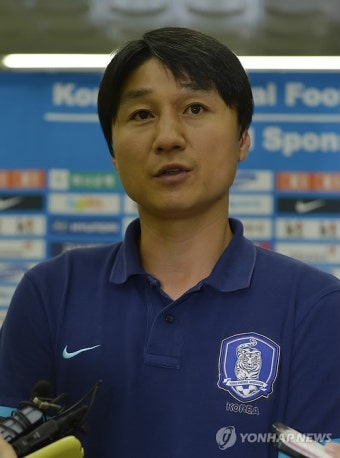 U-14세 귀국2 전경준 감독