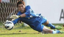 몸 날리는 김진현