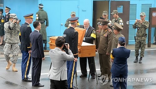 김정은 국무위원장, 러시아 파병 북한군 전사자 유해 송환 작업 진행 시찰