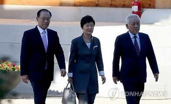 3자회담 마친 박근혜 대통령과 여야 대표