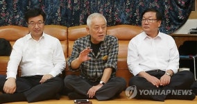 전국순회투쟁 첫날 마무리하는 김한길 대표