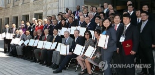 아태지역 경영대학장 한자리에
