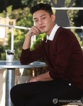 배우 유아인