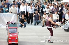 예술과 함께하는 점심시간