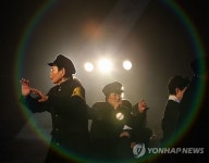 빛나던 학창시절로 되돌아간 할매들