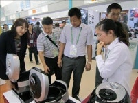 리홈쿠첸, 중국 캔톤페어 출품